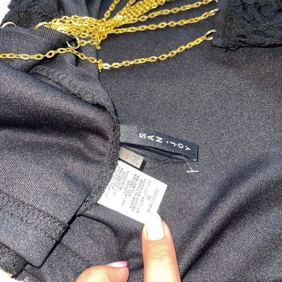 Open Chain Back Black Crop Top - Picture 4 of 4